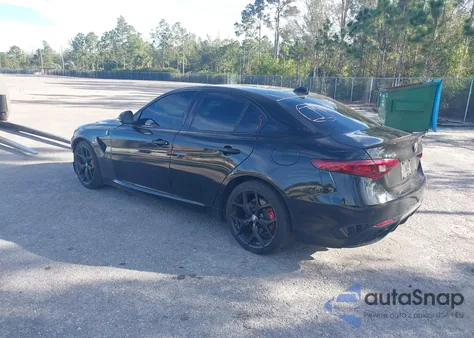 2020 Alfa Romeo Giulia Sport Rwd z USA, uszkodzony, nr VIN ZARFAMAN4L7635748